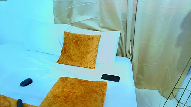 yulina xue online show from September 13, 10:40 pm