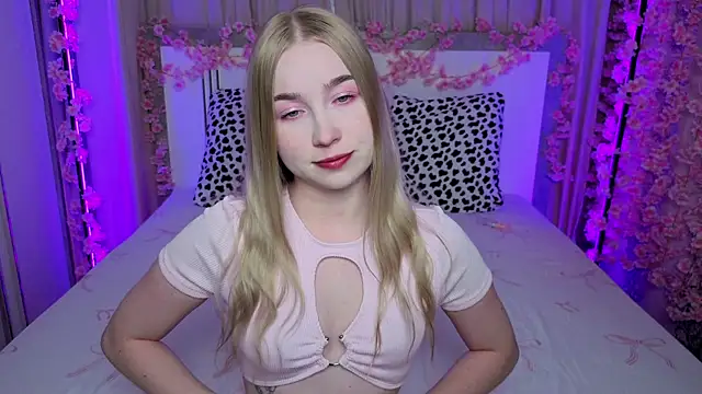 LilyStarlight online show from July 17, 3:44 am