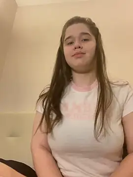 HornyGirlH online show from September 23, 11:25 pm