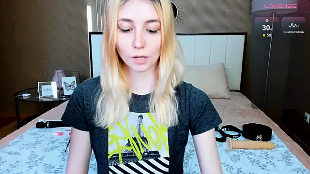 fleximona online show from October 17, 9:45 am