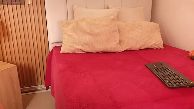 KimSensual  online show from April 14, 12:49 pm