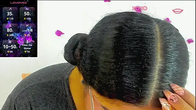 moana taylor online show from December 17, 12:53 pm