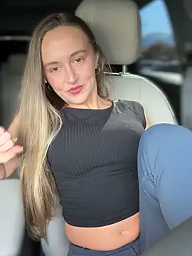 lunagirl13 online show from October 14, 5:04 pm