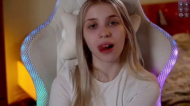 ho1yho1e online show from January 14, 7:19 pm