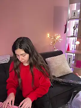 lilly sweett online show from July 14, 7:51 pm