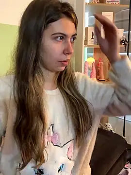 lilly sweett online show from January 10, 8:02 pm