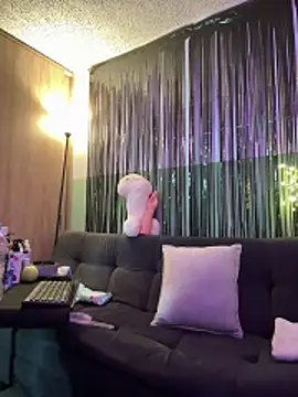 lilly sweett online show from March 2, 11:10 pm