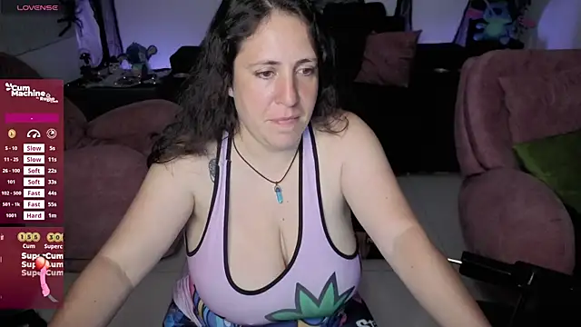 valery adams1 online show from October 31, 4:36 am