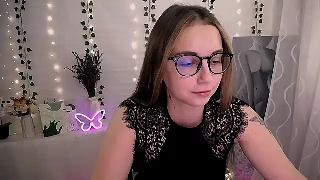 SweetPrincess  online show from September 22, 5:39 am