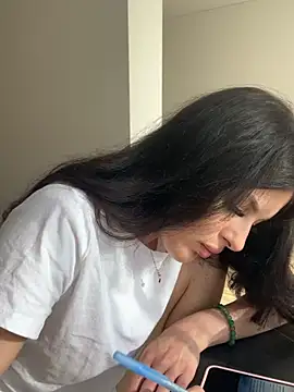 little belucci online show from July 8, 3:36 pm