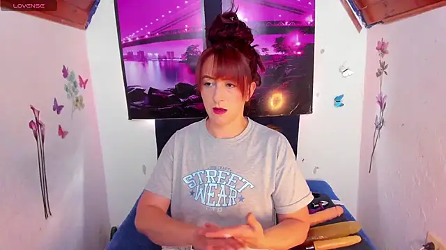 Hannaa32 online show from September 11, 8:09 pm