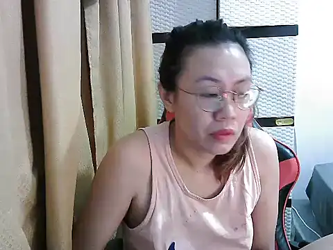 crizzybel online show from November 8, 9:20 pm