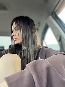 PrincessaHill  online show from March 16, 7:12 am