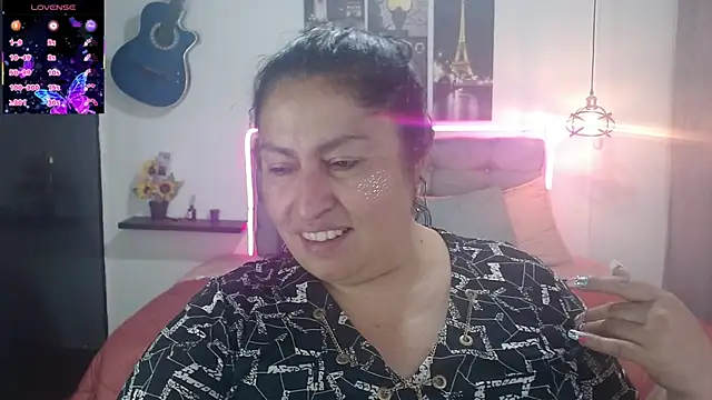 Keyla01  online show from July 21, 6:30 pm