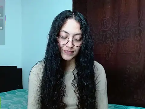 Olivia Bright online show from April 17, 10:01 pm