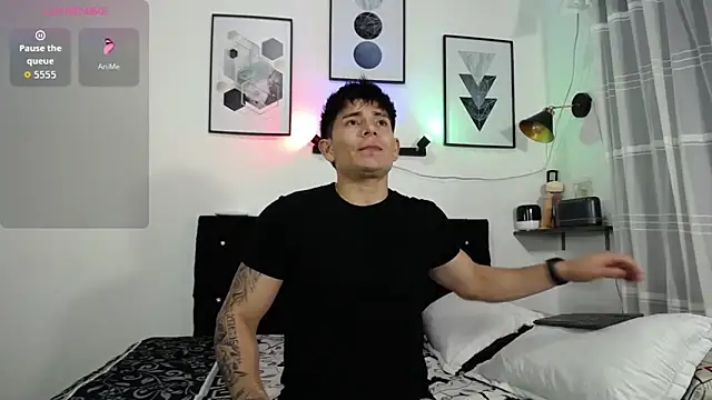 Tomas and liam online show from February 4, 4:32 pm