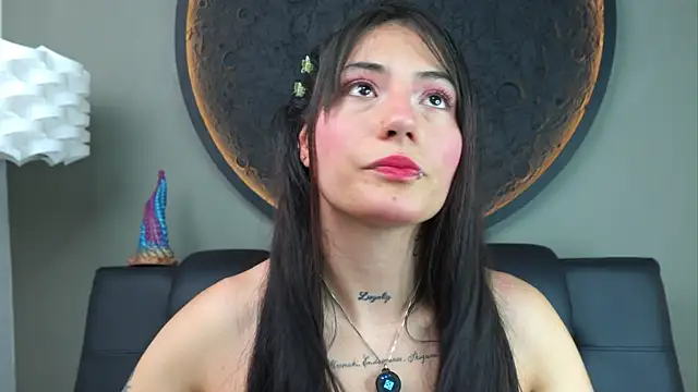 miss sharlotte18 online show from November 18, 6:09 pm