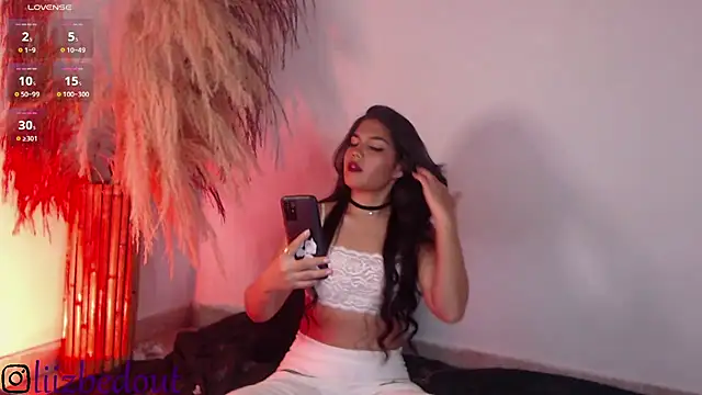 liz bedoutxx online show from October 15, 1:08 am