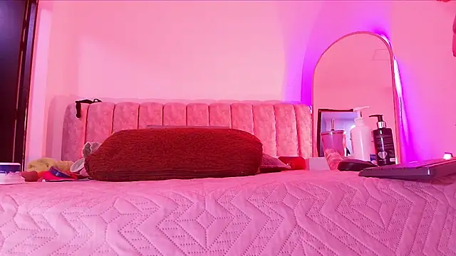  linda milk  online show from April 18, 3:09 am