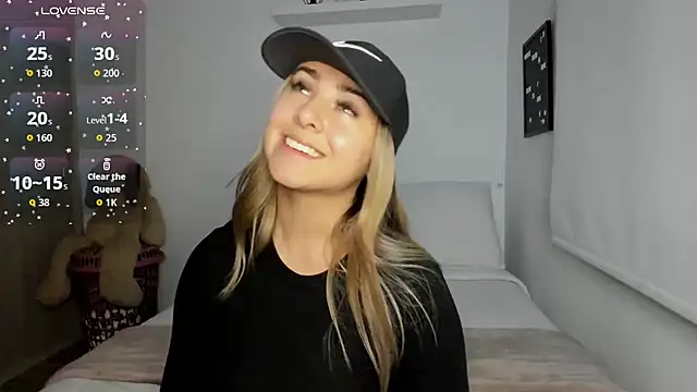 sophi mooreno online show from September 30, 3:12 am