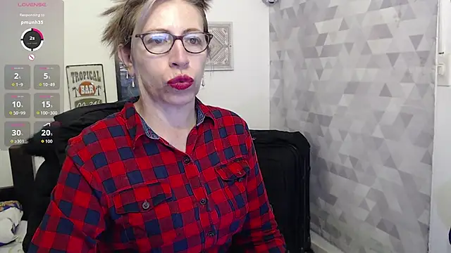 Chayla Ruiz online show from September 21, 10:36 am