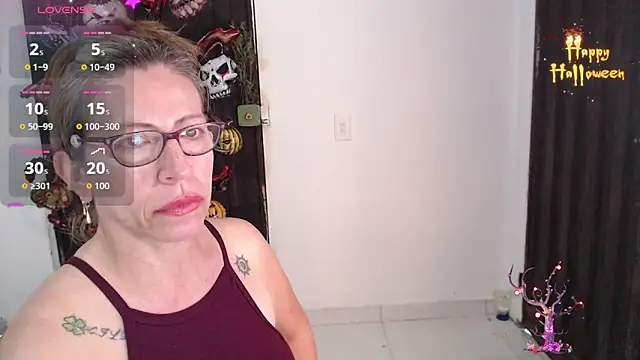 Chayla Ruiz online show from October 28, 8:46 pm