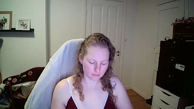 Girlnina-1995 online show from February 12, 12:07 pm