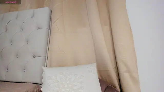 abby1nicolette online show from September 25, 4:55 am