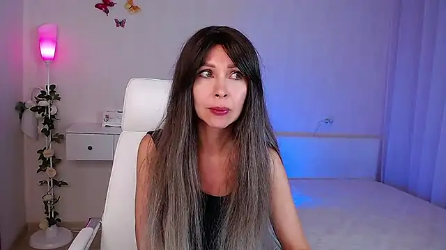 wendifoste online show from September 9, 6:30 pm