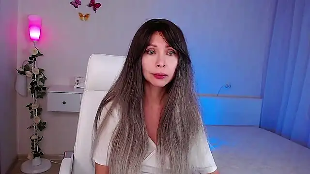 wendifoste online show from November 10, 6:03 pm