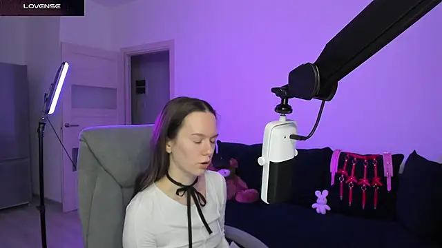 SharkyBaby online show from February 26, 6:40 pm