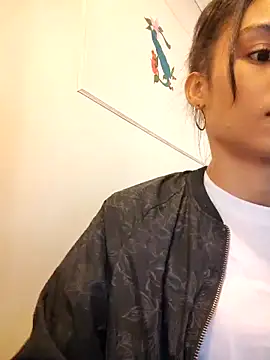 Sarakux online show from November 6, 9:42 pm