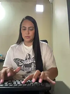 kendall 52 online show from July 24, 3:43 pm