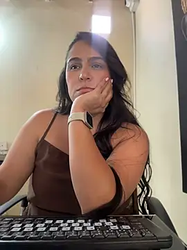 kendall 52 online show from July 28, 4:39 pm