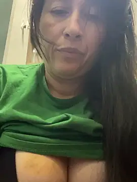 andreaisis2 online show from April 16, 10:56 pm