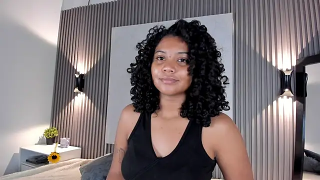 Zafiiraa online show from February 10, 1:14 pm