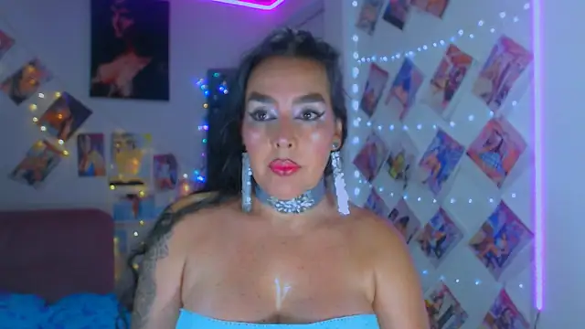 sweet vanessa 22 online show from September 8, 11:48 pm