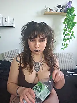 Moxxxie online show from October 8, 2:54 pm