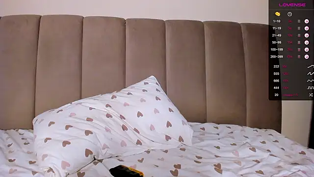 mayWaya online show from March 9, 7:17 pm