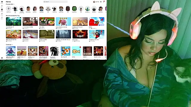 alexiajames99 online show from June 5, 3:10 am