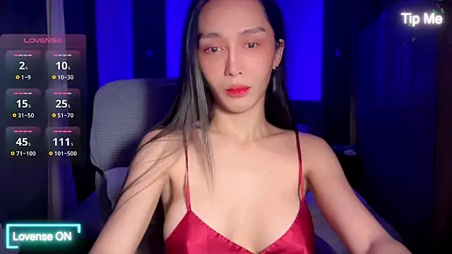UrdreamTSgirl online show from July 3, 9:48 am