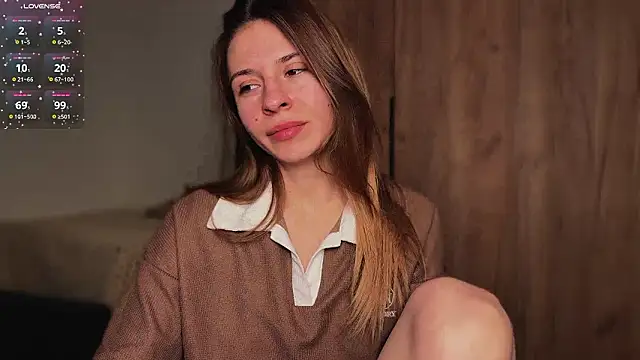 LovelyKatea online show from March 17, 7:07 pm