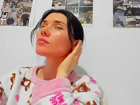 Cameron diazz online show from February 10, 9:07 pm