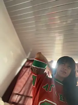 stormytt  online show from October 14, 7:05 pm