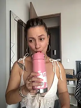 Verito hot online show from November 26, 7:48 pm