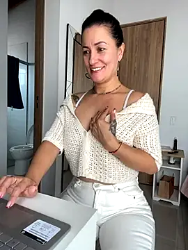 Verito hot online show from October 10, 7:08 pm