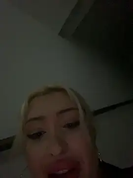 JennaLinn online show from July 8, 1:19 am