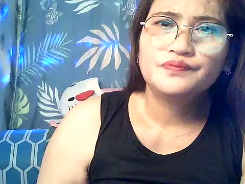 Amazing Angel22 online show from December 16, 12:05 am