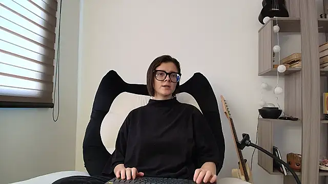 Arya starrk online show from February 5, 2:20 pm