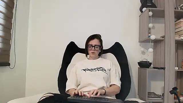 Arya starrk online show from March 9, 2:20 pm